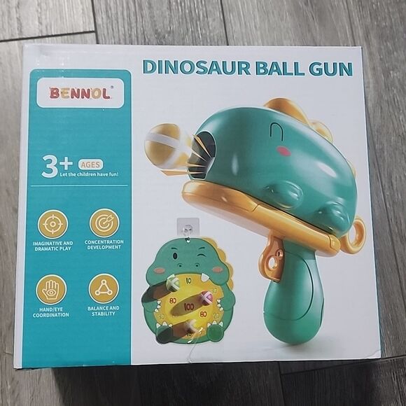 Kids Dart Board Game with Dinosaur Shooter Toy and 12 PCS Sticky Balls - Picture 1 of 2